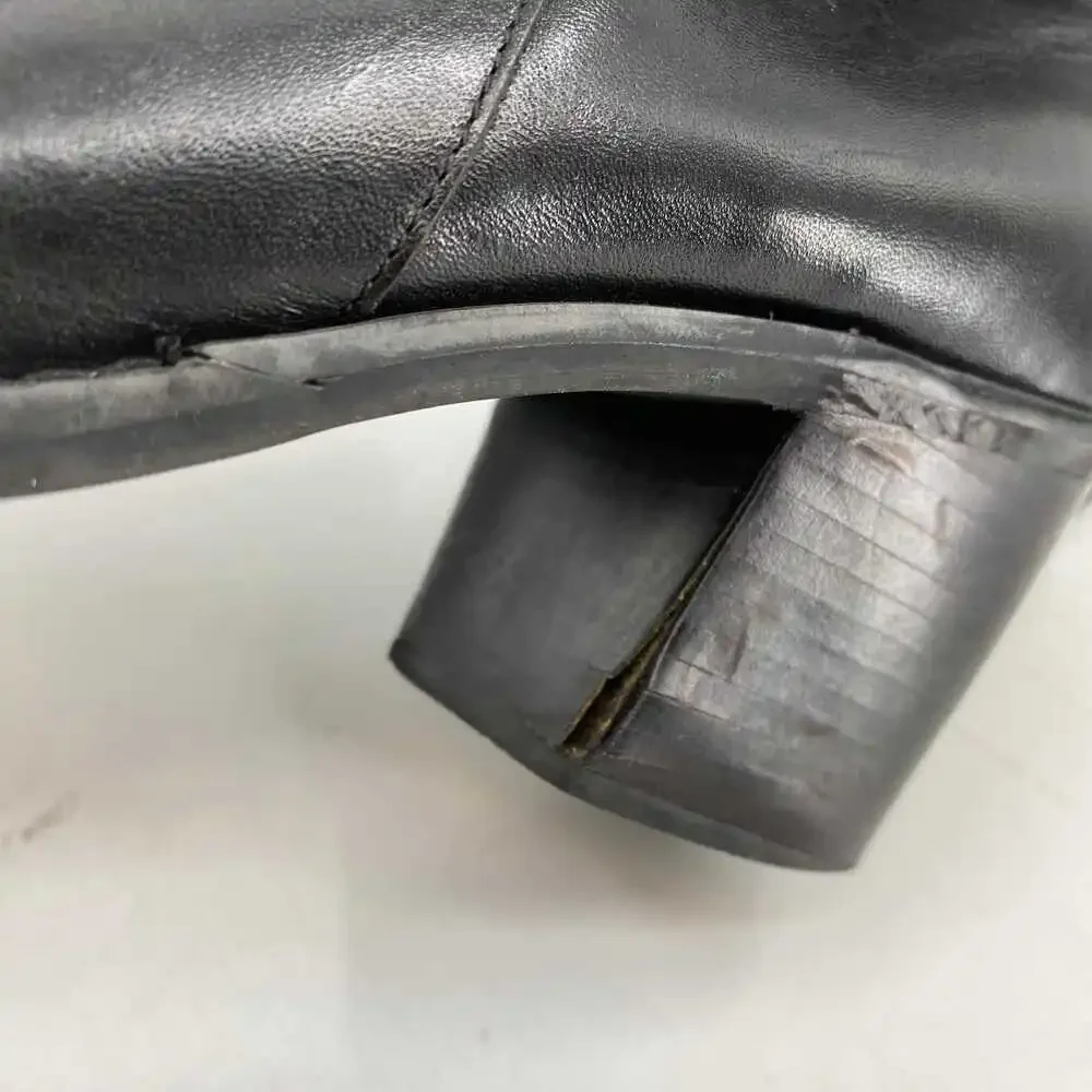 Apostrophe Black Leather Pointed Toe Ankle Booties | Size 8